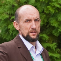 Николай Комлев