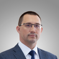 Роман Богомолов